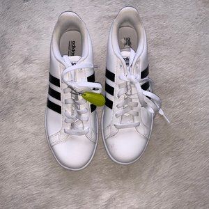 White Adidas Sneakers - sz 10 (Men's)